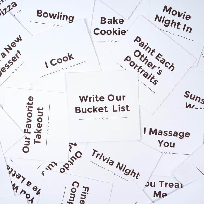 Date Night Coupon Book – 54 Romantic Ideas for Couples