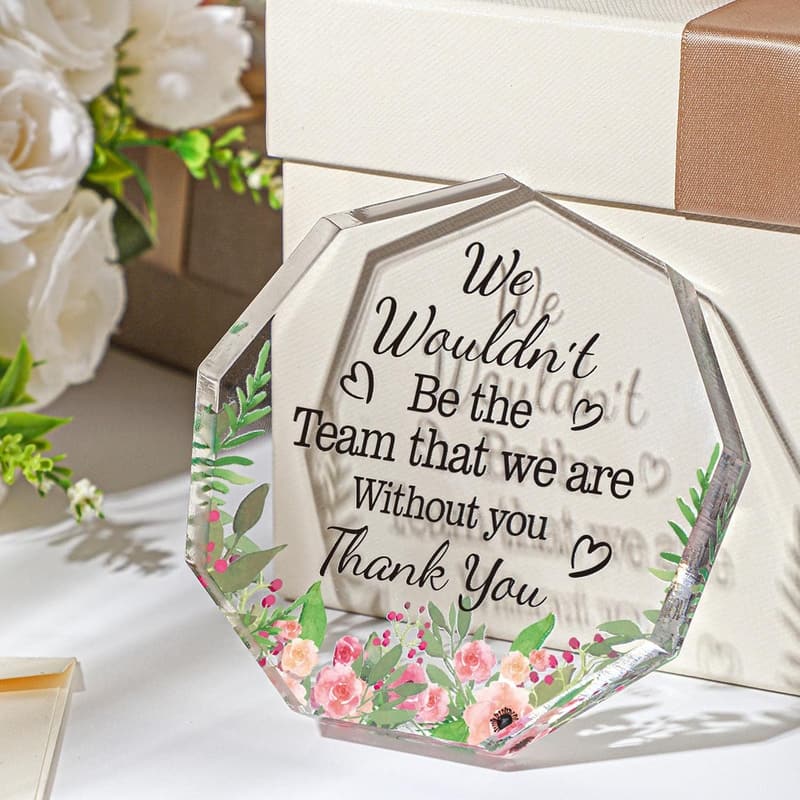 Graduation Desk Decor Gift for Women with Inspirational Quotes