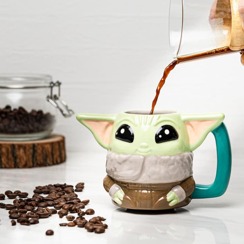 Star Wars Mandalorian Grogu 3D Ceramic Coffee Mug (12 oz)
