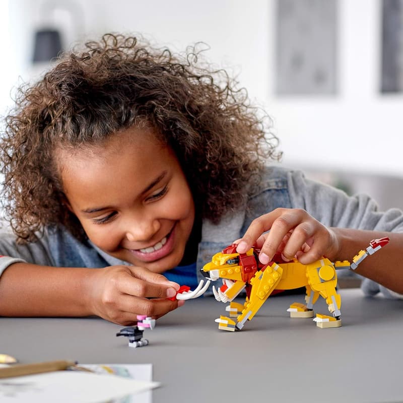 LEGO Creator 3in1 Wild Lion Building Kit for Kids (224 Pieces)