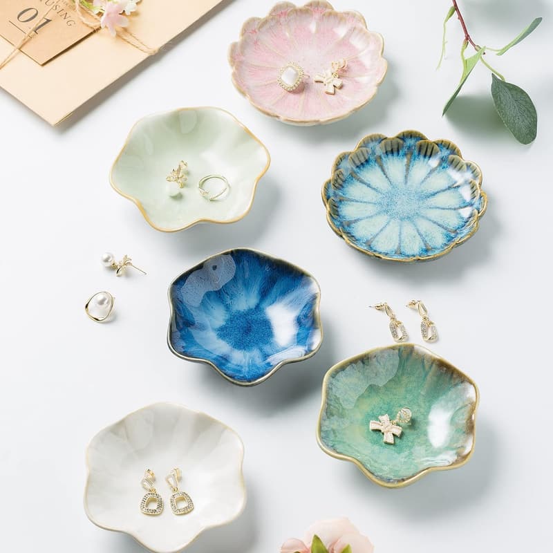 Emerald Green Ceramic Jewelry Dish for Friends & Family