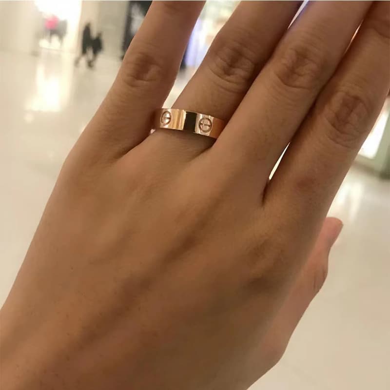 Unisex Love Ring in Titanium Steel with 18K Gold Finish