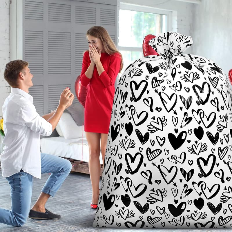 Valentine's Day Extra Large Heart Gift Bags - 2 Pcs