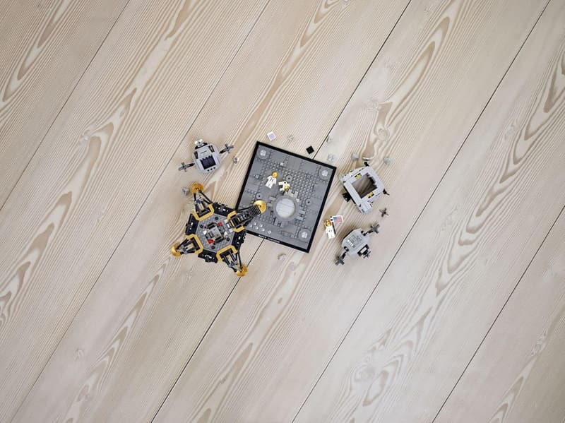 LEGO Creator Expert NASA Apollo 11 Lunar Lander Building Set