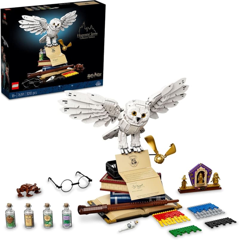 LEGO Harry Potter 20th Anniversary Hogwarts Icons Set with Hedwig Owl