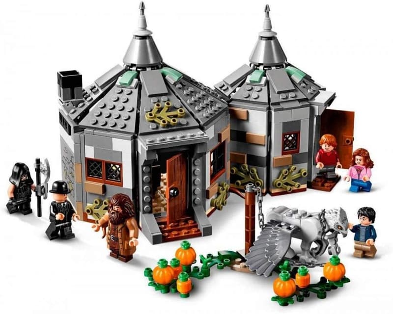 LEGO Harry Potter Hagrid's Hut Building Set with Buckbeak Figure