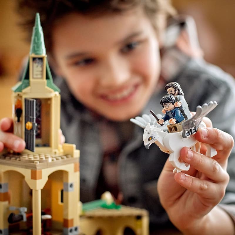 LEGO Harry Potter Sirius's Rescue Collectible Castle Set