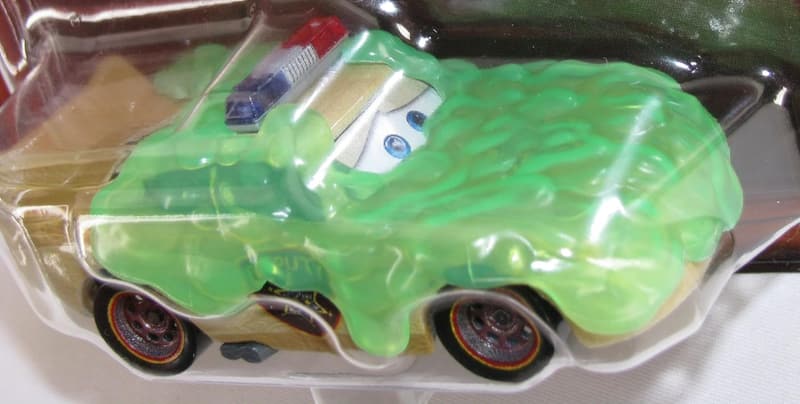 Disney Cars 2024 Diecast Metal Lightning McQueen Toy Car