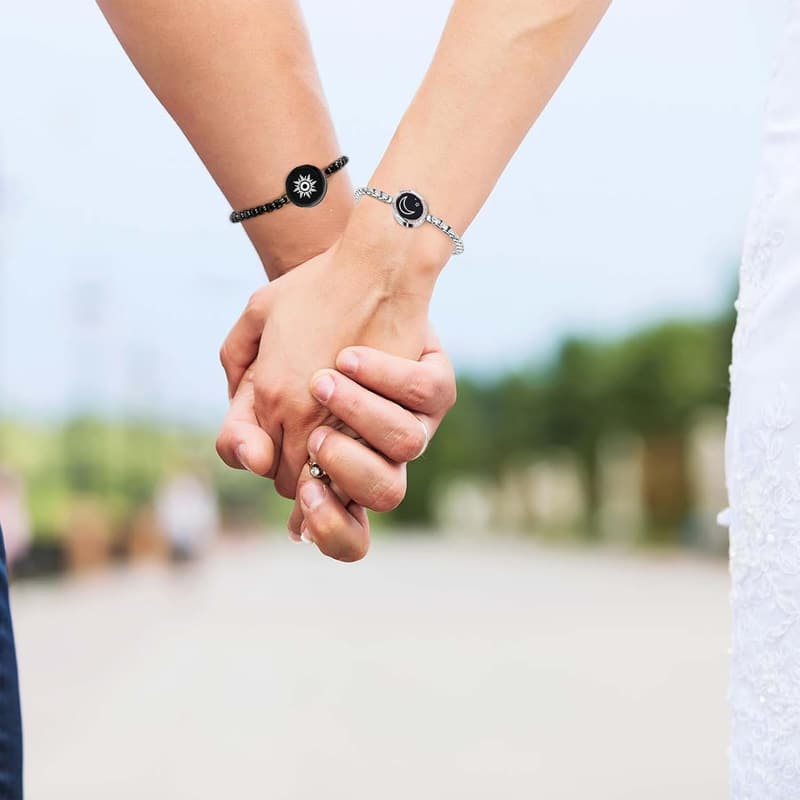 Couples' Long Distance Touch Bracelets with Vibration & Light