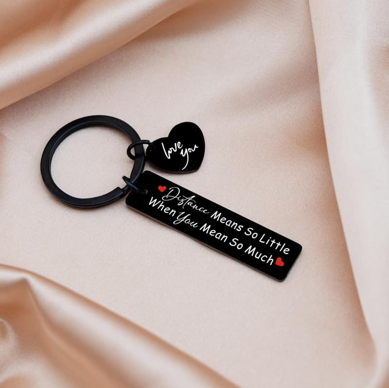 Valentine's Day Romantic Jewelry for Long-Distance Couples