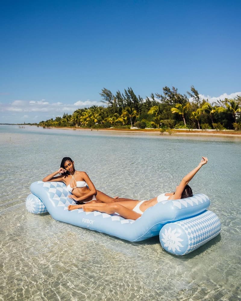 Summer Pool Party Giant Inflatable Checkered Dual-Chaise Float