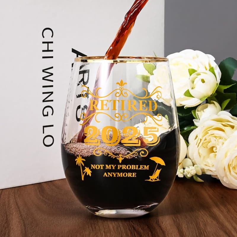 Personalized 2025 Retirement Stemless Wine Glass - 18 oz