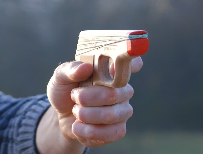 Rubber Band Gun - Hardwood Rapid-Fire Semi-Automatic