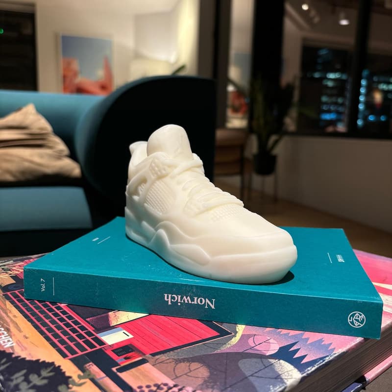 Sneaker Candle Gift Box - Unique Room Decor for Sneakerheads
