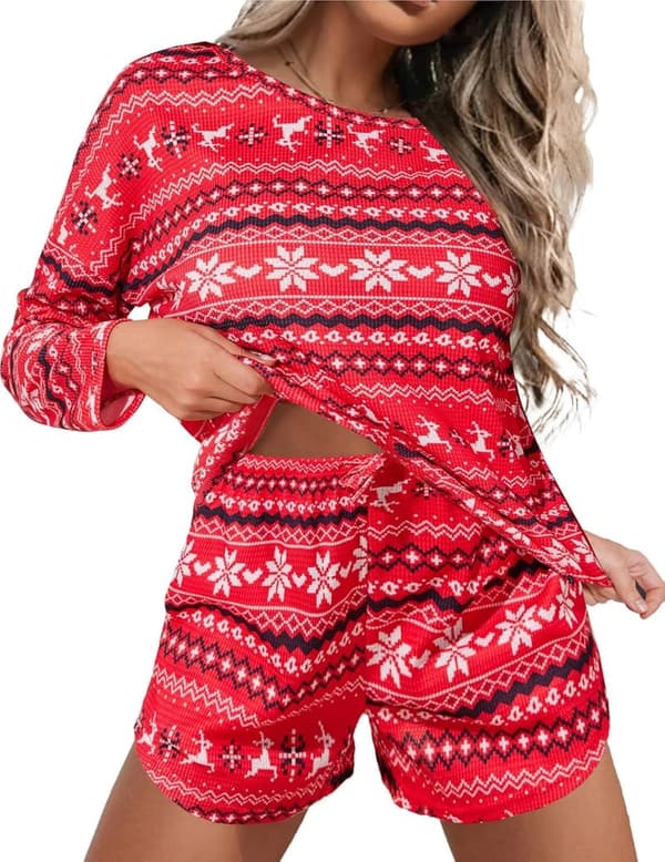 Women's Long Sleeve Waffle Knit Pajama Set with Pockets