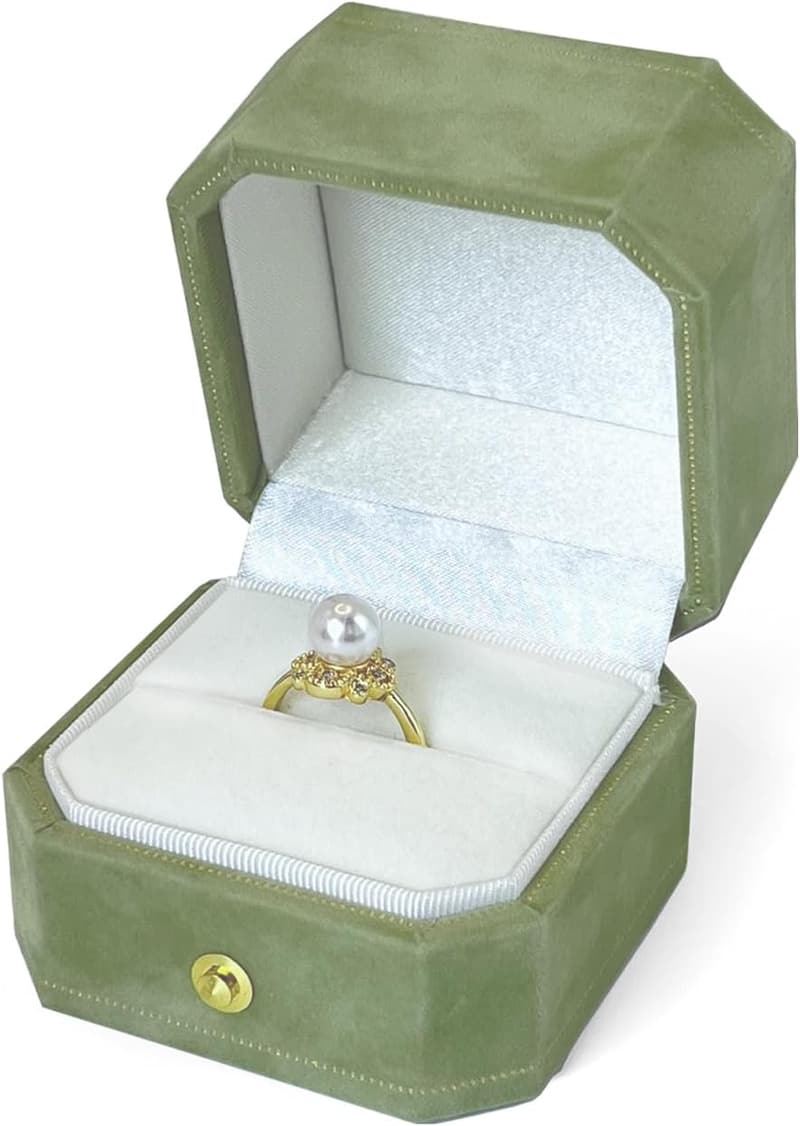 Engagement Ring Box - Sturdy Green Velvet Jewelry Case