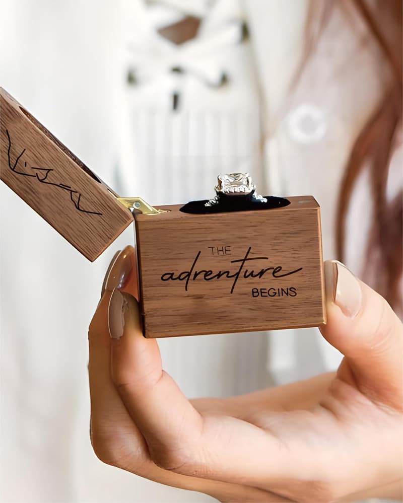 Engagement Ring Box – Perfect for Proposals and Weddings