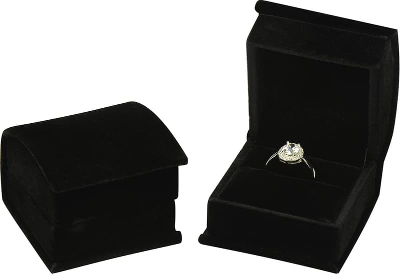 Luxury Velvet Ring Box for Proposal or Engagement Gift