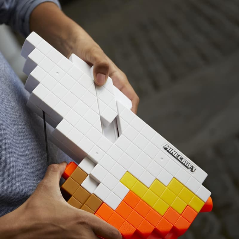 Minecraft Motorized Blaster Bow with 8 Elite Darts for Kids
