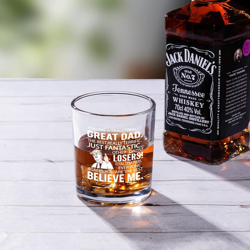 Funny Donald Trump Whiskey Glass for Dad - 10oz Father's Day Gift