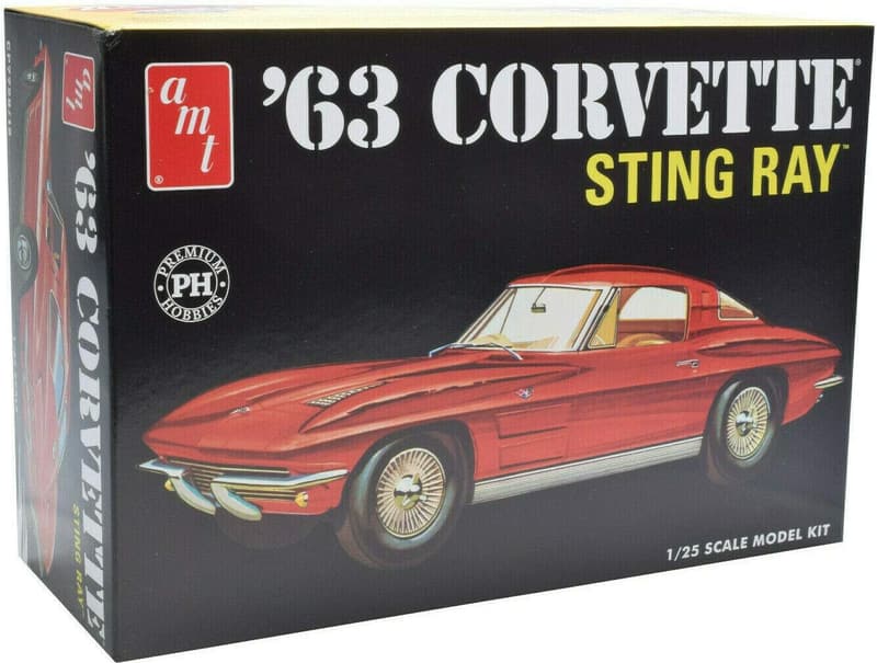 1963 Corvette Sting Ray 1:25 Plastic Model Car Kit