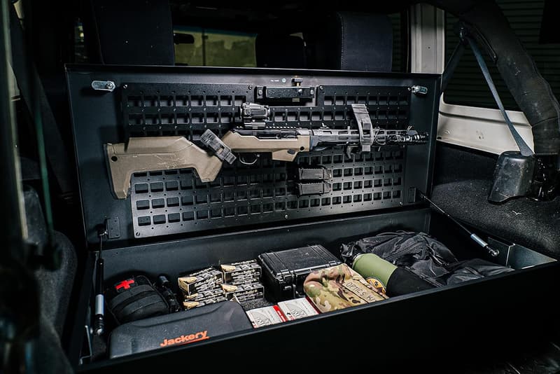 Tactical Weapons Locker - V-Line Ind. - Flat Black