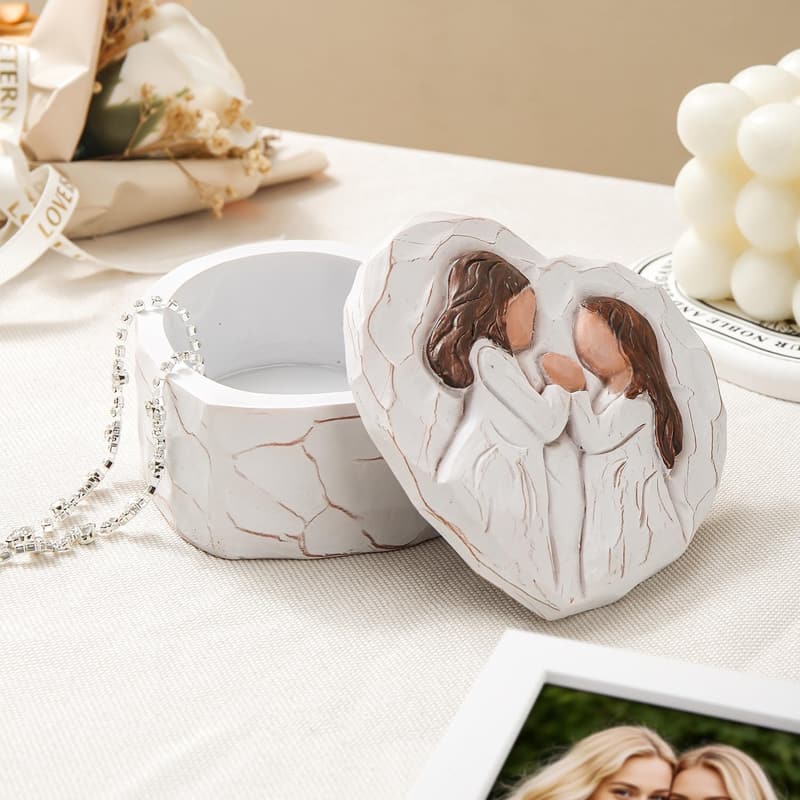 Sister Birthday Keepsake Box – Hand-Painted Decorative Figurine