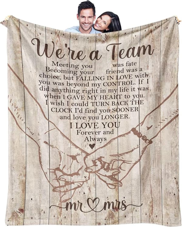 Valentine's Day Throw Blanket for Newlywed Couples, 60
