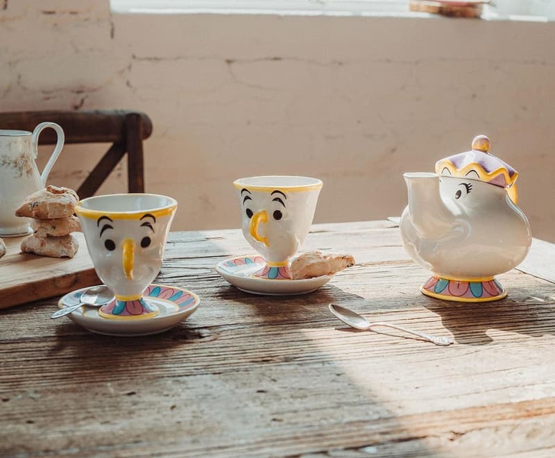 Disney Beauty and the Beast Mrs. Potts Teapot & Chip Cups Set