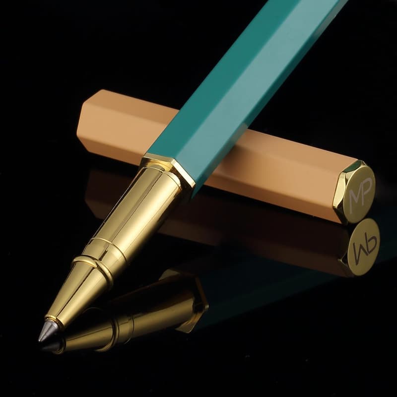 Luxury Metal Pen with Black Ink – Ideal Gift for Mother's Day
