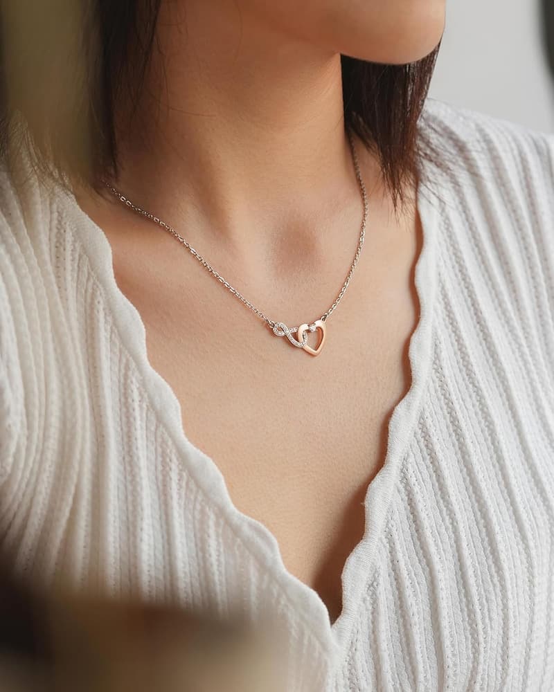 Dainty Infinity Heart Necklace for Moms and Daughters