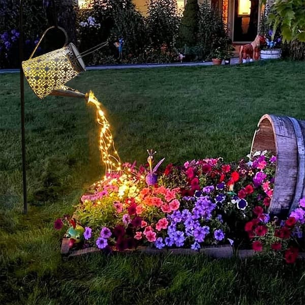 Outdoor Solar Watering Can Lights - Retro Metal Garden Decor