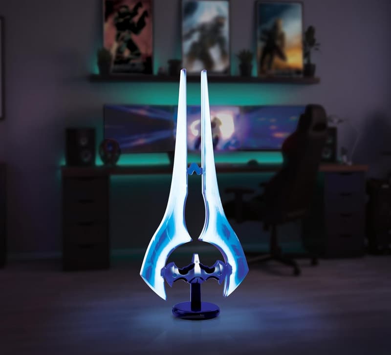 Halo Light-Up Energy Sword Floor Lamp | Video Game Decor