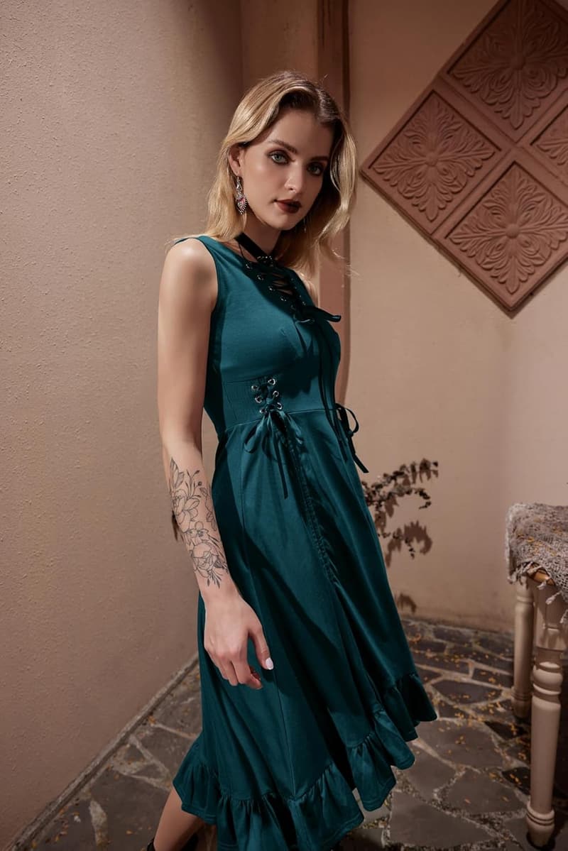 Scarlet Darkness Steampunk High-Low Dress for Cosplay