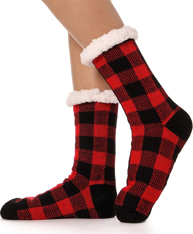 Cozy Women's Fleece Slipper Socks for Winter Comfort