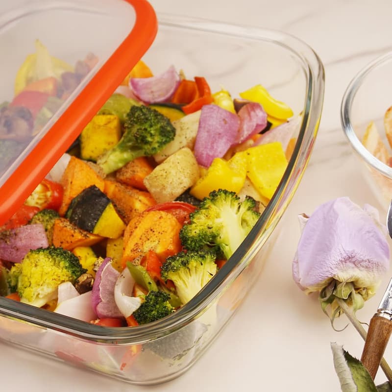9x9in Square Glass Baking Dish with Lid, 2.6QT