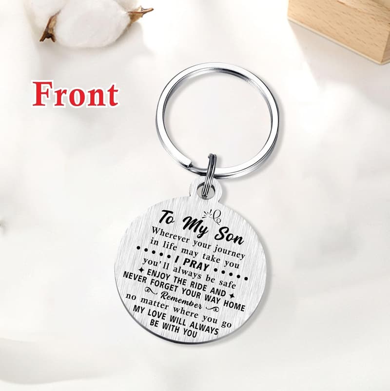 30th Birthday Keychain Gift for Men and Women, Born 1995