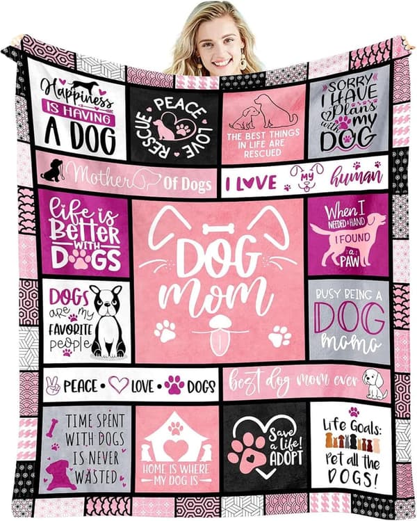 Dog Mom Gifts: Cozy Throw Blanket for Dog Lovers