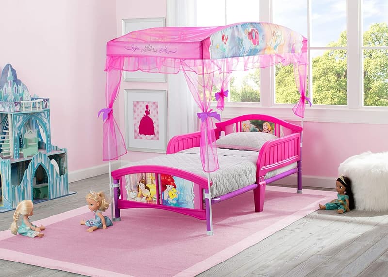 Disney Princess Canopy Toddler Bed by Delta Children