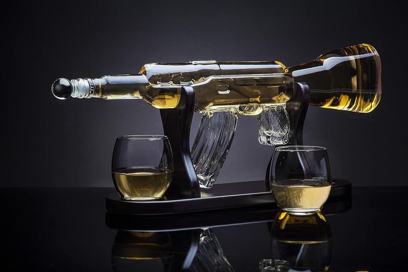 Whiskey Decanter Set with Rifle Design for Men