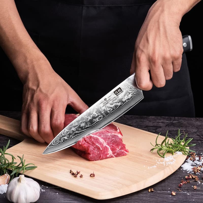 8-Inch Damascus Steel Chef Knife for Professional Use