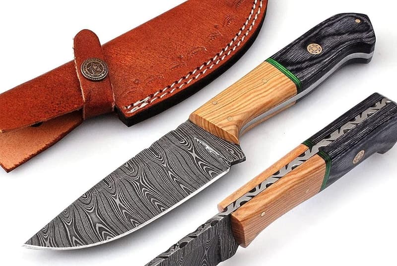 Custom Handmade Damascus Hunting Knife with Leather Sheath