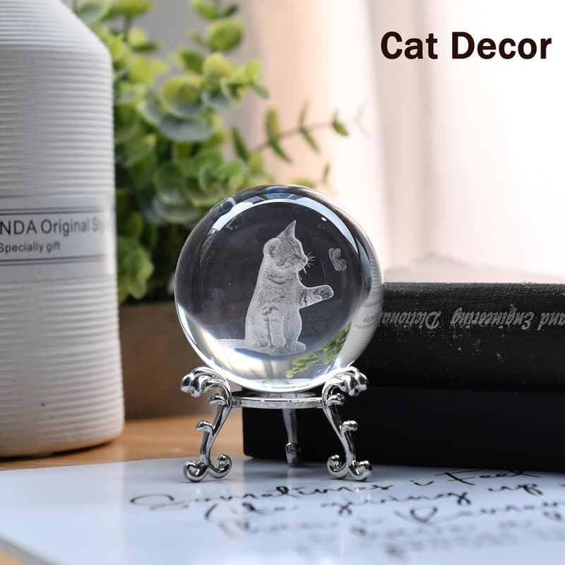 Cat Lover Crystal Ball Décor for Women