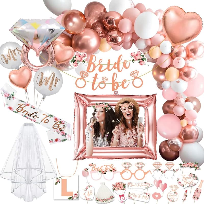 Bachelorette Party Decorations: Bride-to-Be Sash & Veil Set