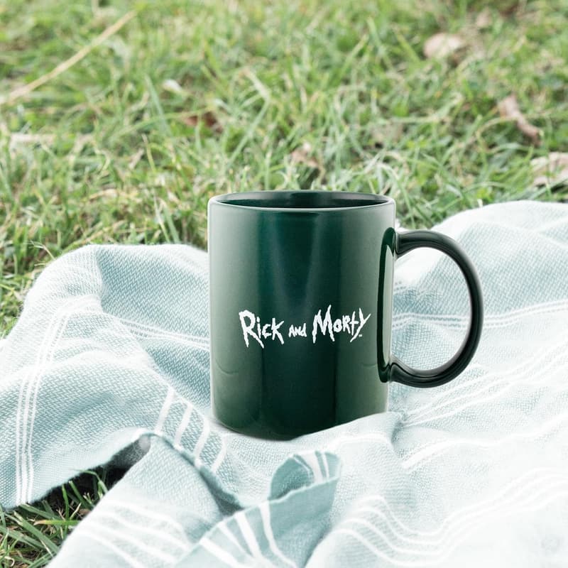 Rick and Morty Pickle Rick 20 oz Coffee Mug