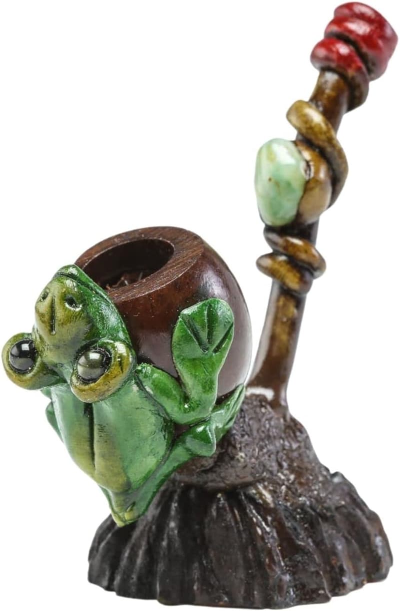Andean Walnut Frog Smoking Pipe - Handmade in the Andes