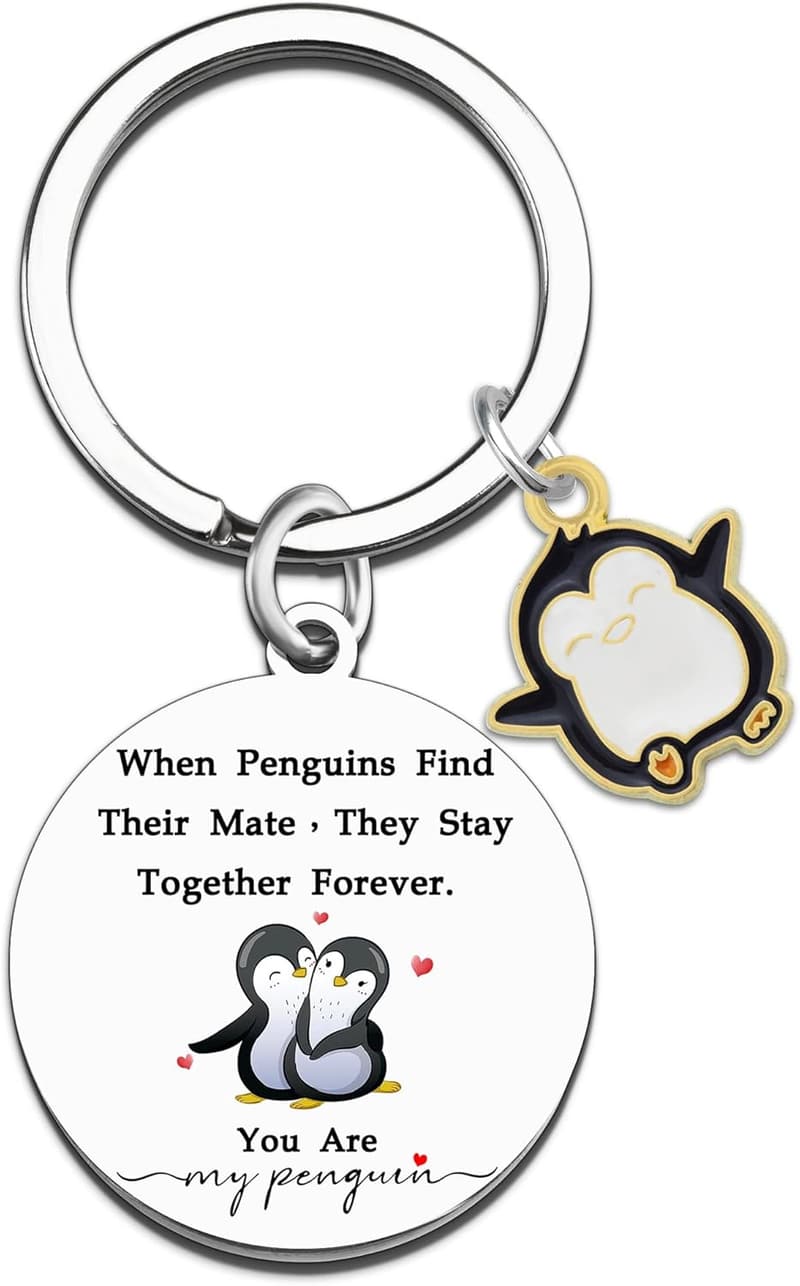 Penguin Keychain Gift for Couples – Cute Birthday or Valentine’s Day Idea
