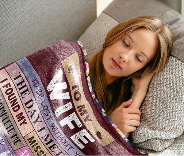 Romantic 'I Love You' Blanket for Wife - Perfect Anniversary Gift
