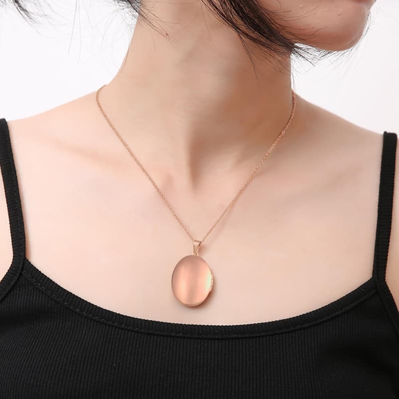 Mother's Day Locket Necklace for Women - Oval/Round/Heart Design