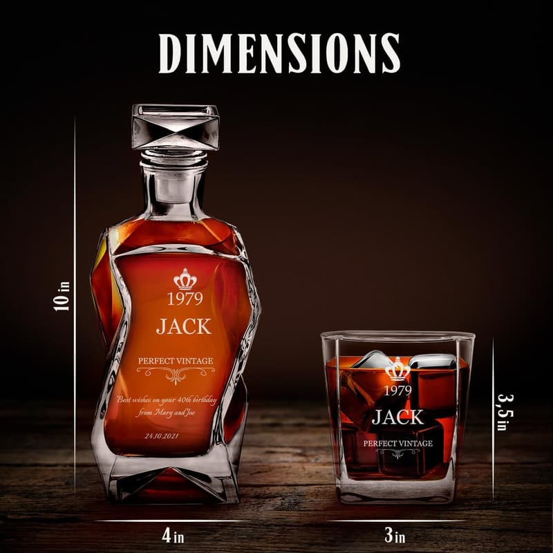 Personalized Whiskey Decanter Set with 4 Glasses - Birthday Gift